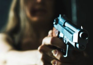 Λας Βέγκας: Πυροβόλησε και σκότωσε τον γείτονά της κατά τη διάρκεια διαπληκτισμού – Μάρτυρες του φονικού τα παιδιά του