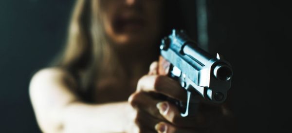 Λας Βέγκας: Πυροβόλησε και σκότωσε τον γείτονά της κατά τη διάρκεια διαπληκτισμού – Μάρτυρες του φονικού τα παιδιά του