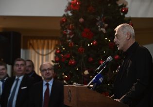 Ο Δήμαρχος Πειραιά Γιάννης Μώραλης στην ετήσια εκδήλωση του Δικηγορικού Συλλόγου της πόλης