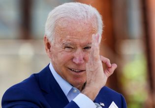 ΗΠΑ: Ο πρόεδρος Μπάιντεν δεν γνώριζε επί ημέρες ότι ο υπουργός Άμυνας Όστιν νοσηλευόταν στο νοσοκομείο