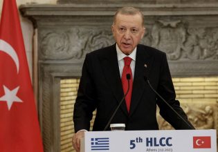 Ουκρανία: Τηλεφωνική συνομιλία Ερντογάν-Ζελένσκι για ειρηνευτική σύνοδο και αιχμαλώτους πολέμου