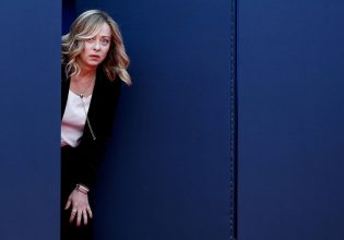 Το κάλεσμα της Τζόρτζια Μελόνι στις Ιταλίδες για να συνδυάζουν την εργασία με τη μητρότητα