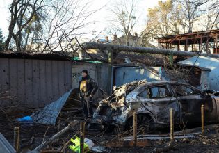 Αλληλοκατηγορούνται Ρωσία – Ουκρανία για επιθέσεις τις πρώτες ώρες του 2024
