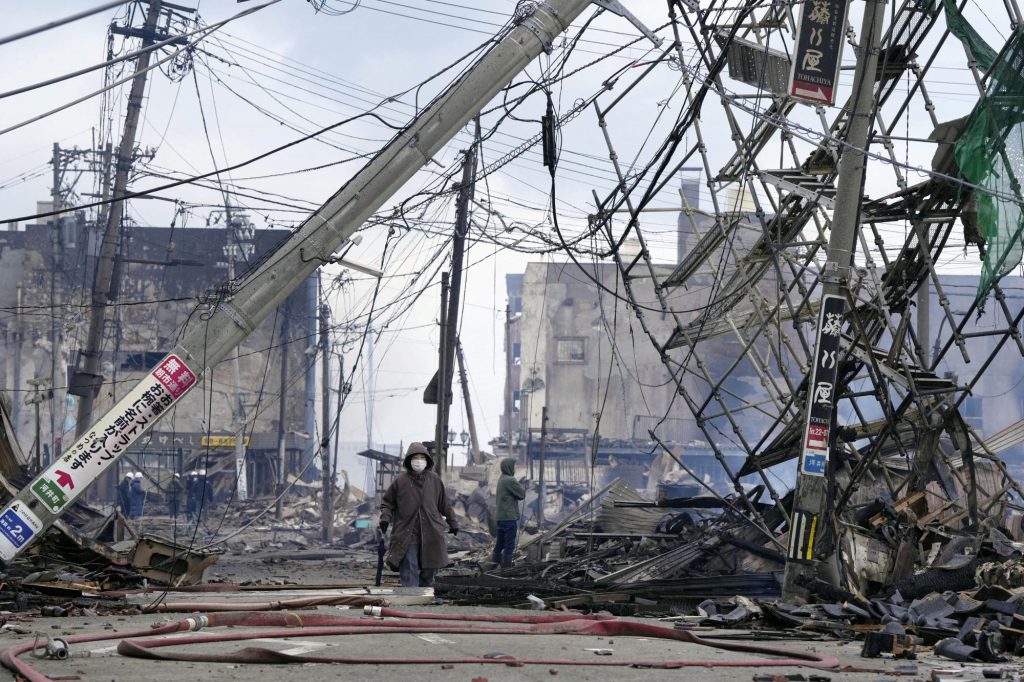 Ιαπωνία: Εικόνες ισοπέδωσης – «Τέτοιο σεισμό δεν έχω ξαναζήσει», η μαρτυρία Έλληνα