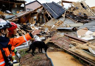 Μάχη με το χρόνο δίνουν οι διασώστες – Στους 78 οι νεκροί από τον σεισμό στην Ιαπωνία