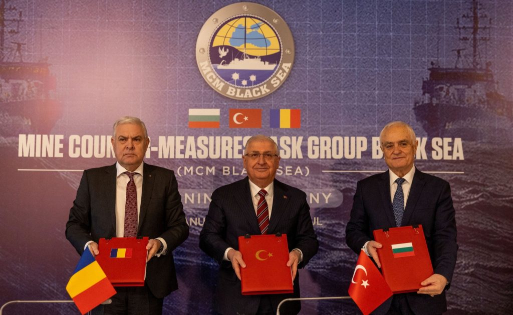 Υπεγράφη σχέδιο εξουδετέρωσης ναρκών στη Μαύρη Θάλασσα – Ποιες χώρες συμμετέχουν