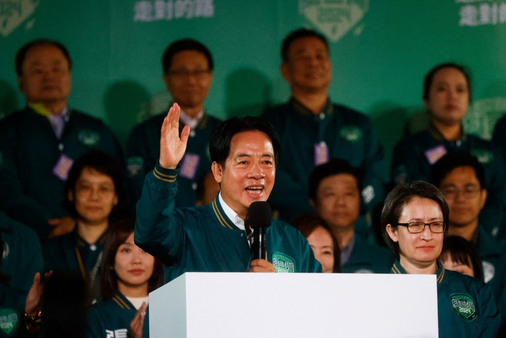 Ταϊβάν: Ο «ταραχοποιός» που έγινε πρόεδρος της Ταϊβάν – Η «απροσδόκητη» πολιτική πορεία του Λάι Τσινγκ-Τε 