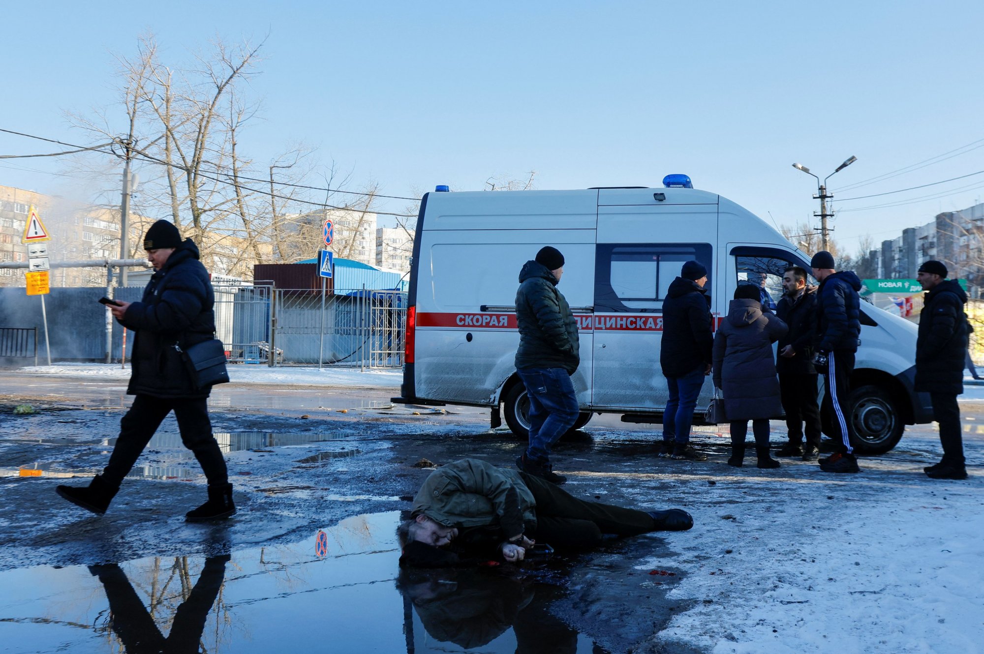 Ντονέτσκ: Δεκατρείς νεκροί και δέκα τραυματίες από ουκρανικό βομβαρδισμό