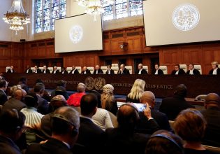 Πόλεμος στη Γάζα: Οι πρώτες αντιδράσεις μετά την απόφαση του Διεθνούς Δικαστηρίου – «Χάγη και κουραφέξαλα» λένε στο Ισραήλ