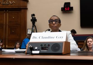 Παραιτήθηκε η πρύτανης του Χάρβαρντ που είχε κατηγορηθεί για αντισημιτισμό