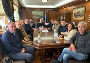 Συνάντηση Δημάρχου Πειραιά Γιάννη Μώραλη με την ΠΟΕ – ΟΤΑ