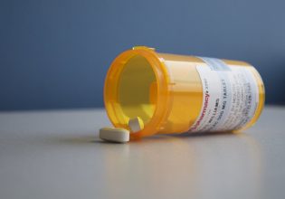 ΣΥΡΙΖΑ: Κινδυνεύουν με ευθύνη της κυβέρνησης οι πολίτες από την έλλειψη φαρμάκων στην αγορά