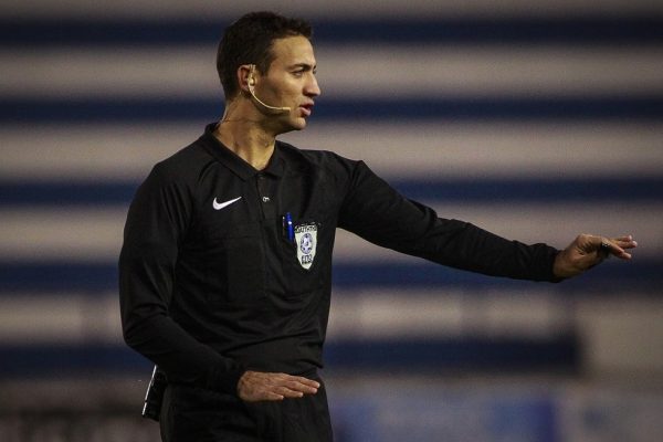 «Στριπτίζ» και από Κουτσιαύτη: «Κανονικό το γκολ του Μασούρα – Καθαρό πέναλτι του Κάλενς στον Ναβάρο» (vid)