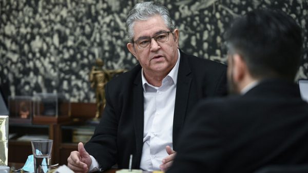 Κουτσούμπας: Να ενισχυθεί κι άλλο το ΚΚΕ στις ευρωεκλογές  – Να δυναμώσει το ρεύμα αμφισβήτησης