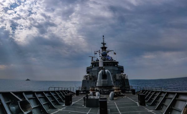 Νέα Αριστερά: Στελέχη του ΠΝ αρνούνται να στελεχώσουν τη φρεγάτα για την Ερυθρά Θάλασσα