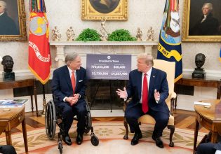 ΗΠΑ: To Τέξας «κηρύσσει πόλεμο» στον Μπάιντεν για το μεταναστευτικό – Έκρυθμη η κατάσταση