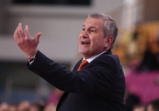 Ζούρος για Χολόν: «Είναι πολύ σημαντικός ο αγώνας, πρέπει να παίξουμε καλή άμυνα» (pic)