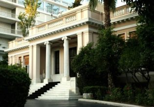 Κυβερνητικές πηγές: Σεβαστές οι απόψεις της Εκκλησίας – Κανένα σχόλιο