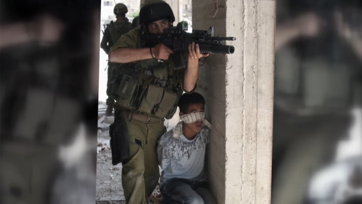 Παλαιστίνιος καταγγέλλει ότι Ισραηλινοί στρατιώτες τον χρησιμοποίησαν ως ανθρώπινη ασπίδα