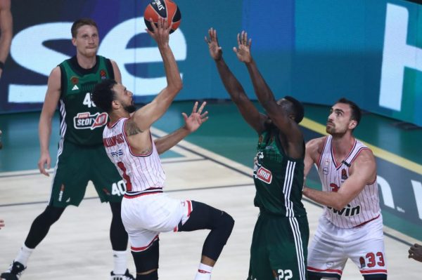 Κοντά σε sold-out το ντέρμπι Παναθηναϊκός – Ολυμπιακός