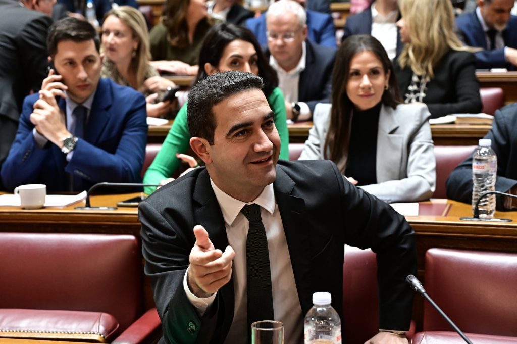 Ενστάσεις και στο ΠΑΣΟΚ για τα ομόφυλα ζευγάρια