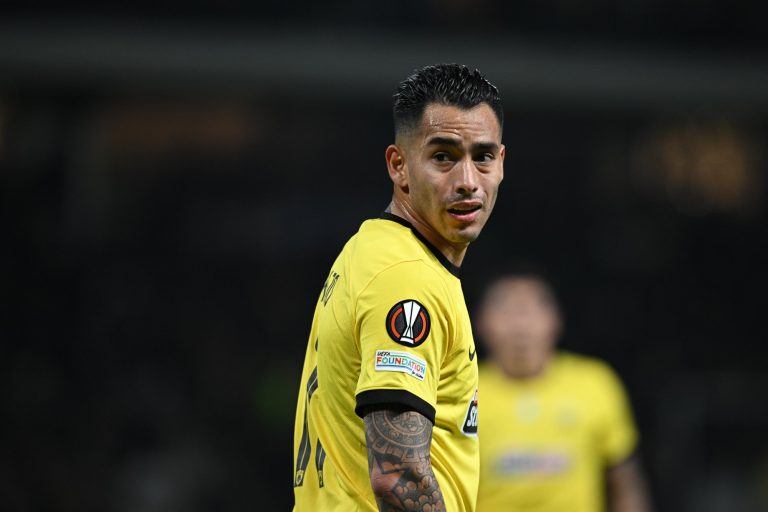 ΑΕΚ: Προπονήθηκε και υπολογίζεται για το ντέρμπι με τον Ολυμπιακό ο Αραούχο