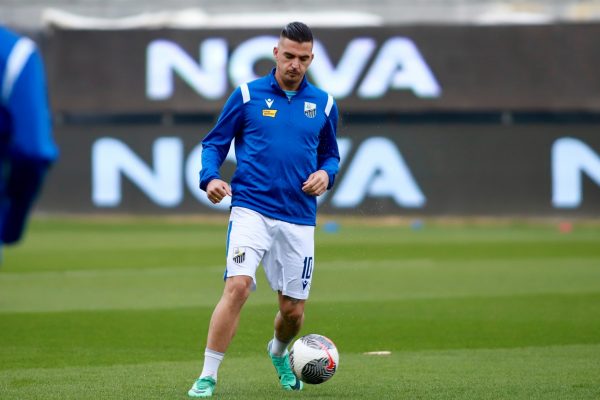 Τι «παίζει» με Καρλίτος και Άρη