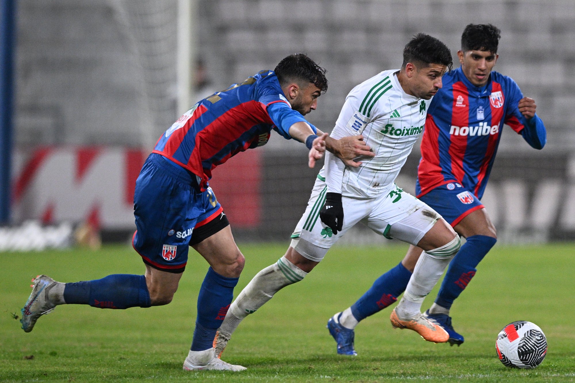 Πρόβλημα με Παλάσιος στον Παναθηναϊκό, νοκ-άουτ για τρεις εβδομάδες