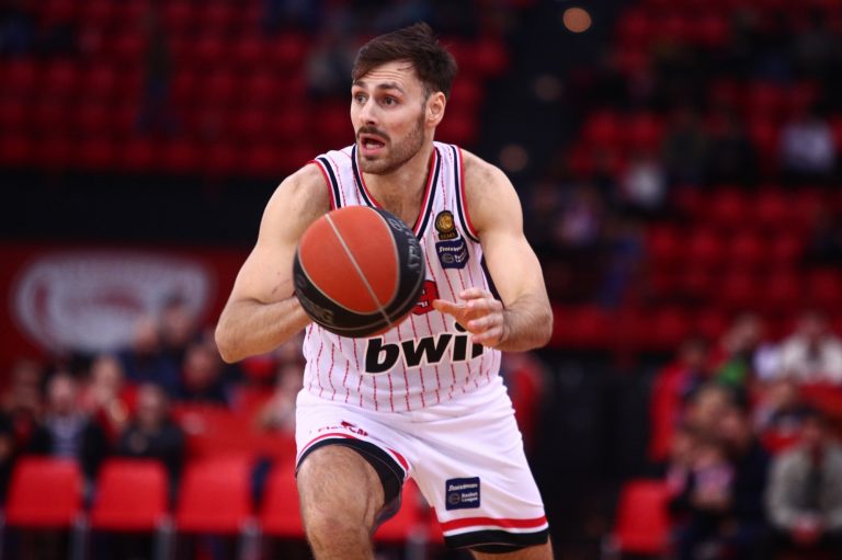 Παρελθόν από τον Ολυμπιακό ο Πάπας – Ποια ομάδα τον θέλει