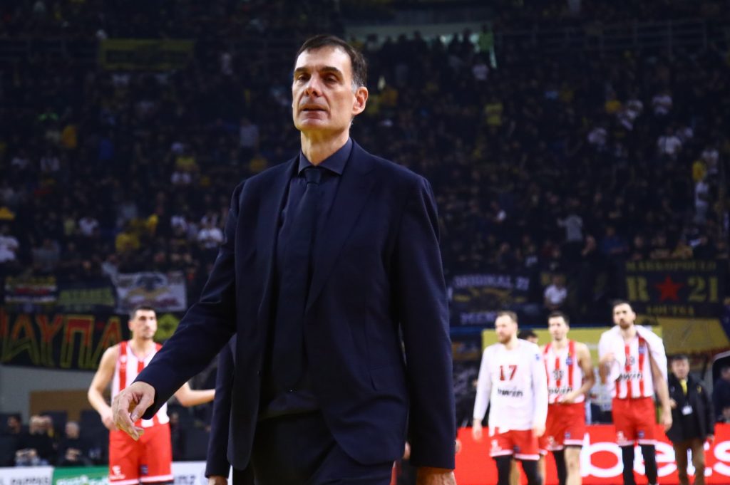 Μπαρτζώκας: «Ο Φαλ είχε οίδημα στο γόνατο και ο Μιλουτίνοφ ήταν άρρωστος»