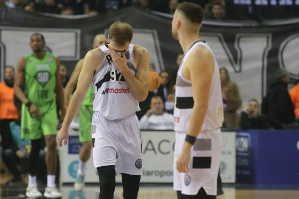 ΠΑΟΚ – Τόφας 71-84: Ήττα και αποκλεισμός για τον Δικέφαλο του Βορρά