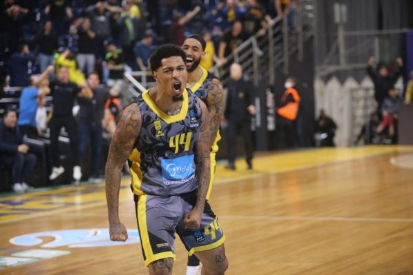 Άρης – Μπουντούτσνοστ 76-75: Ο Γκάλινατ λύτρωσε τον Άρη με απίθανο κάρφωμα στο… μηδέν