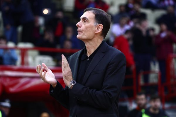 Μπαρτζώκας: «Έχουμε μία σοβαρή ομάδα και αυτό θα το δείξουμε μέχρι το τέλος»