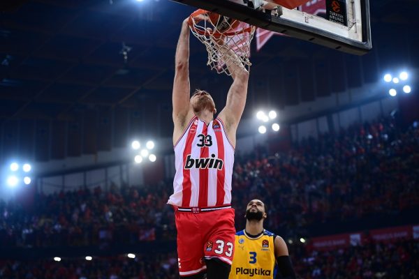 Ο Μιλουτίνοφ MVP της 22ης αγωνιστικής της EuroLeague