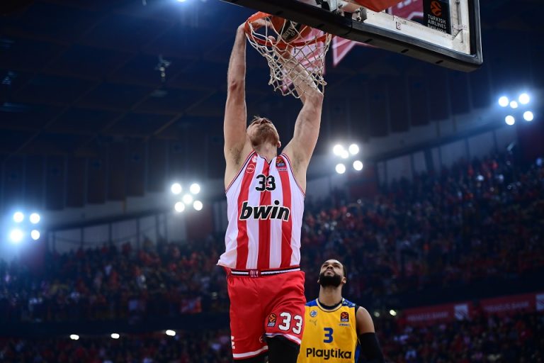 Ο Μιλουτίνοφ MVP της 22ης αγωνιστικής της EuroLeague