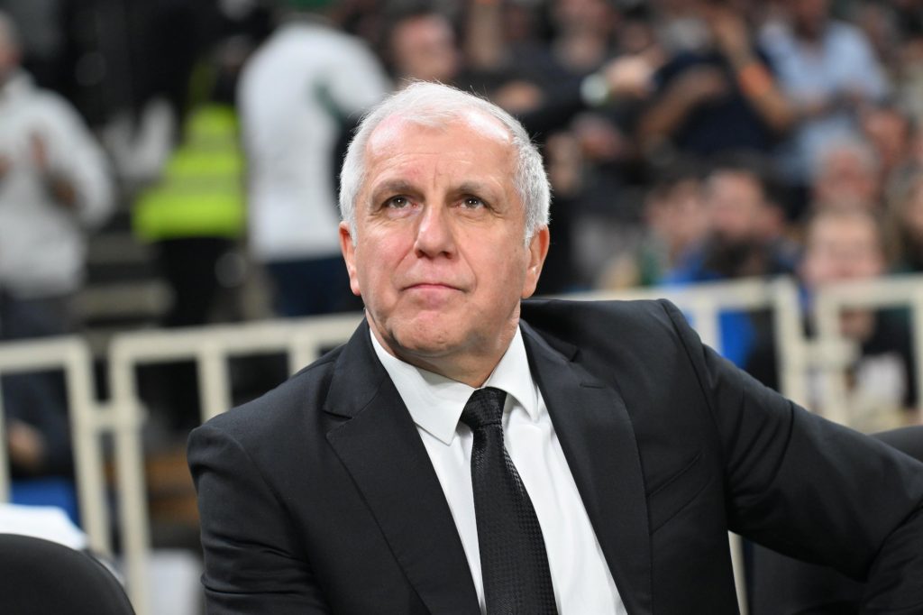 Αποθέωση στο ΟΑΚΑ για τον Ομπράντοβιτς (vid)