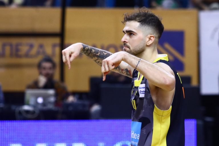 ΑΕΚ – Άρης 91-93: Πήρε το ντέρμπι με σούπερ Τολιόπουλο