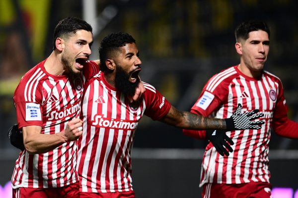 Άρης – Ολυμπιακός 1-2: Θρύλος στη Θεσσαλονίκη και σπουδαίο «διπλό»