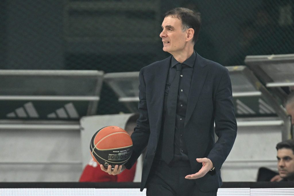 Μπαρτζώκας: «Είχαμε την ευκαιρία μας στο τέλος, αν έβαζε το γκολ-φάουλ ο Γουίλιαμς-Γκος»