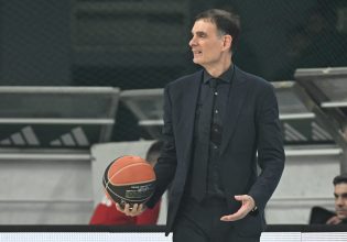 Μπαρτζώκας: «Είχαμε την ευκαιρία μας στο τέλος, αν έβαζε το γκολ-φάουλ ο Γουίλιαμς-Γκος»