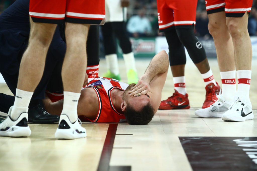 Επιβεβαιώθηκαν οι φόβοι: Εκτός για τέσσερις εβδομάδες ο Μιλουτίνοφ