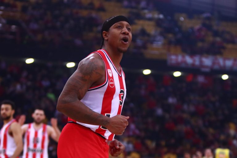 Απολαυστικός Κάνααν: «Είχε κρύο έξω και είπα να φέρω ζέστη στο γήπεδο»