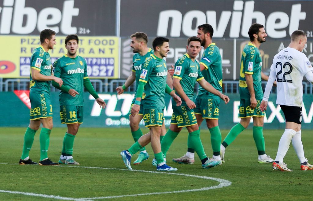 Παναιτωλικός – ΟΦΗ 3-1: Ιστορική πρόκριση στους «4» του Κυπέλλου για τους Αγρινιώτες!