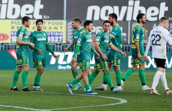 Παναιτωλικός – ΟΦΗ 3-1: Ιστορική πρόκριση στους «4» του Κυπέλλου για τους Αγρινιώτες!