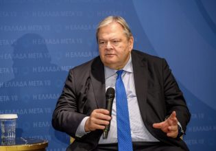 «Απολύτως νομικό θέμα ο γάμος των ομόφυλων ζευγαριών», ανέφερε ο Βενιζέλος