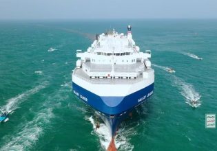 Σε επιφυλακή η Βρετανία σε περίπτωση επιθέσεων στην Ερυθρά Θάλασσα- Τι ανέφερε ο Ντέιβιντ Κάμερον