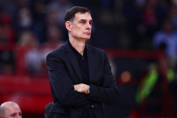 Η δύσκολη… εξίσωση του Μπαρτζώκα – Τα συμβόλαια που λήγουν και το πλάνο διετίας