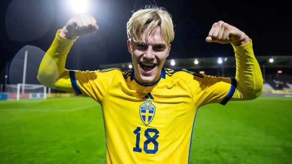 «Μπάσιμο» της Μπαρτσελόνα για το παιδί-θαύμα του σουηδικού ποδοσφαίρου
