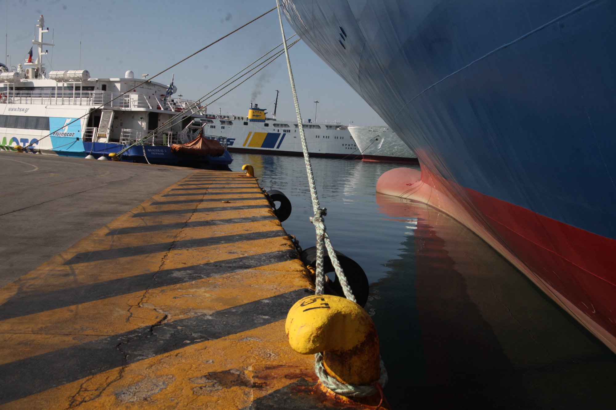 Θρίλερ στο λιμάνι του Πειραιά - Εντοπίστηκε νεκρός 53χρονος