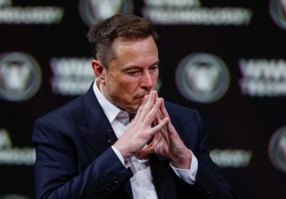 Tesla: Το λάθος ποντάρισμα του Μασκ στο Bitcoin που του στοίχισε 300 εκατ. δολ.